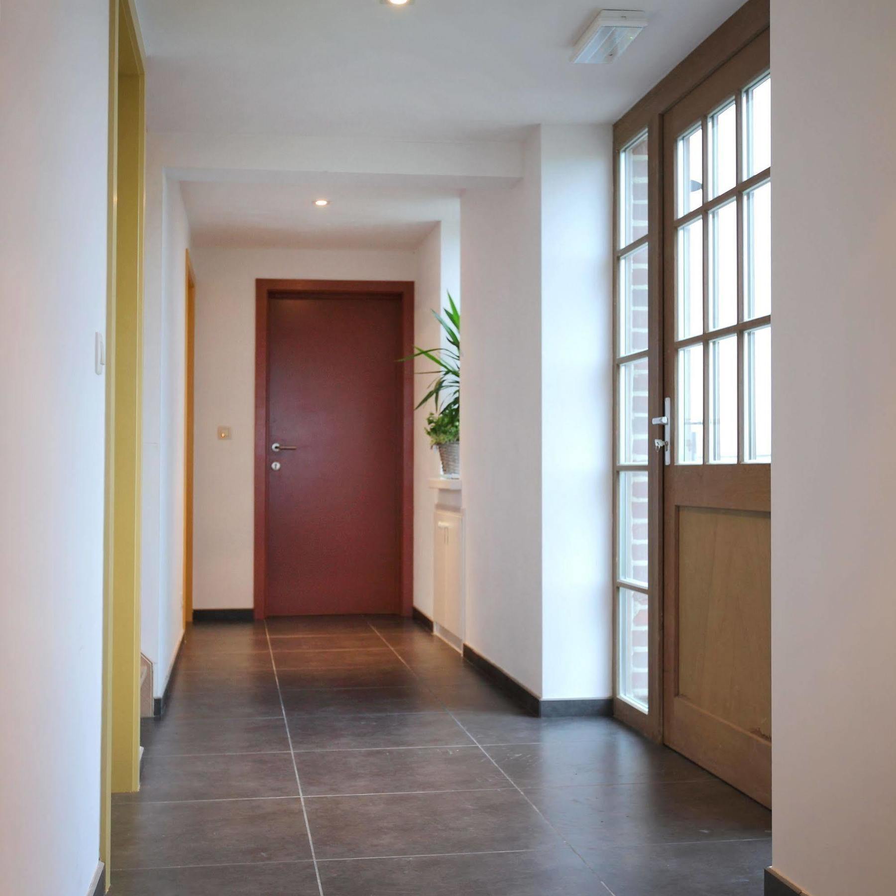 B&B Back2Front Boezinge Exterior photo